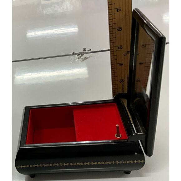 Two Sisters On The Terrace Musical Jewelry Trinket Box Tested Works - Picture 8 of 9